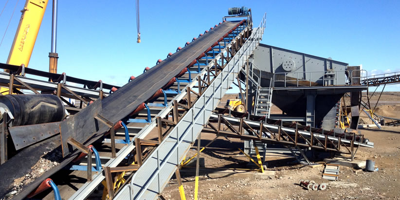 输送机输送现场